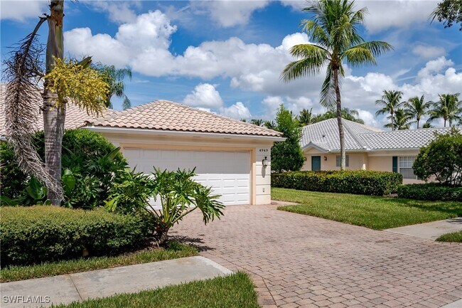 Building Photo - 4949 Kingston Way