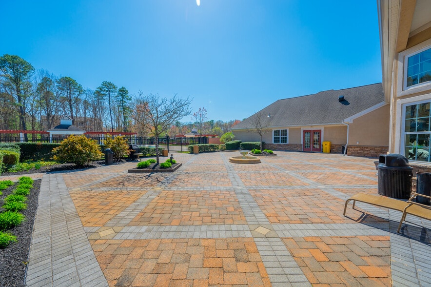 Outdoor leading to outside pool - 539 Sophee Ln