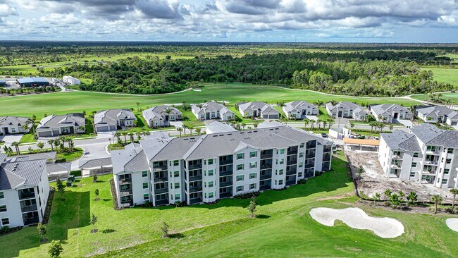 Building Photo - "Spacious 3-Bed with 2 Baths Condo in Prime Venice Location"