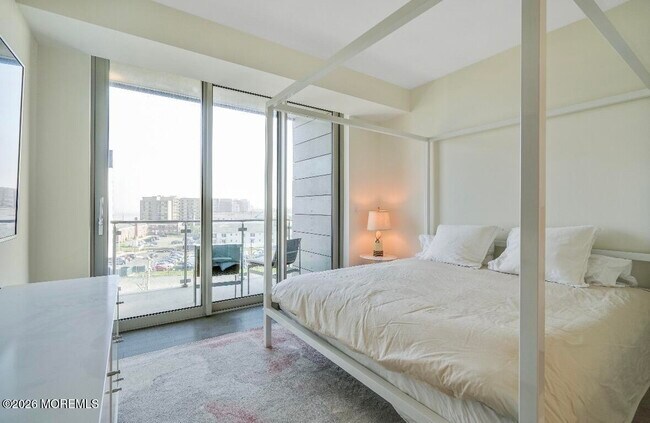 Building Photo - 15 Morris Ave