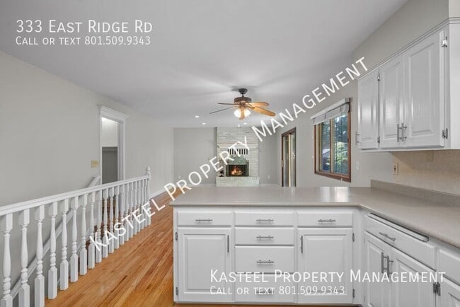 Building Photo - 333 E Ridge Rd