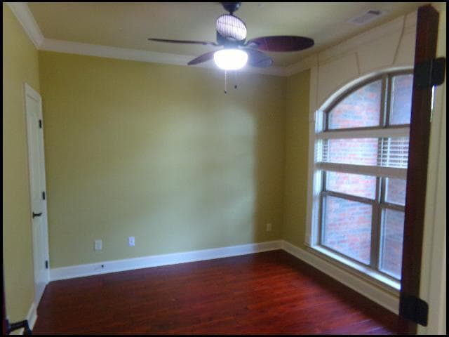 Building Photo - 111 Chelle Ln