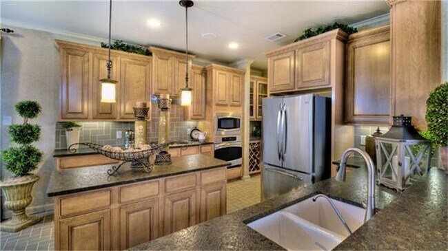 Building Photo - 3807 Sims Pointe Ct