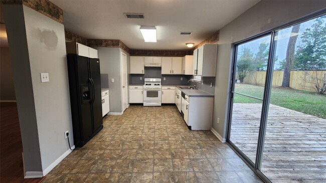 Building Photo - 7800 Summer Pl Dr