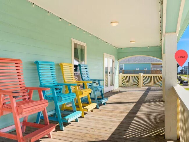 Building Photo - 986 Bahama Ln