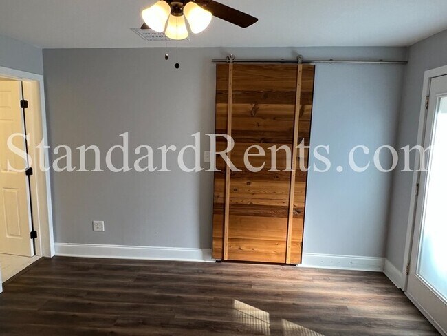 Building Photo - Updated West Midtown Bungalow