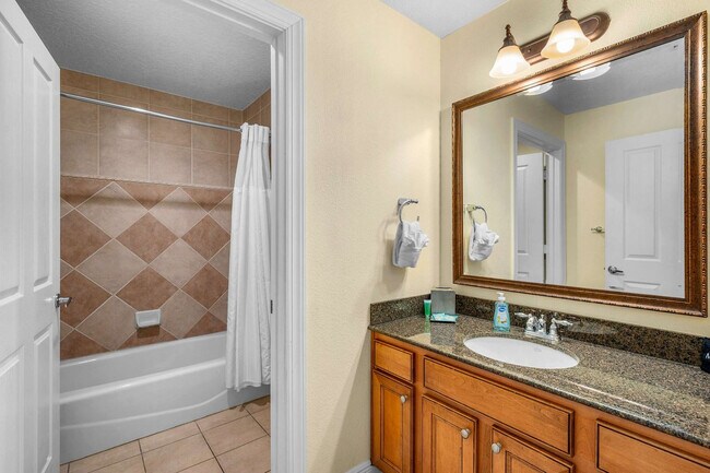 Building Photo - 7628 Heritage Crossing Way