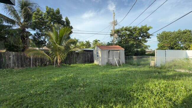 Building Photo - 551 NW 107th St