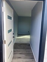 Building Photo - 3721 Hoen Ave