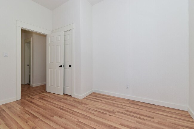 Building Photo - 2615 Polk- House