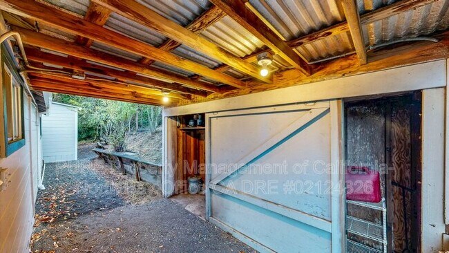 Building Photo - 3221 Acreage Ln