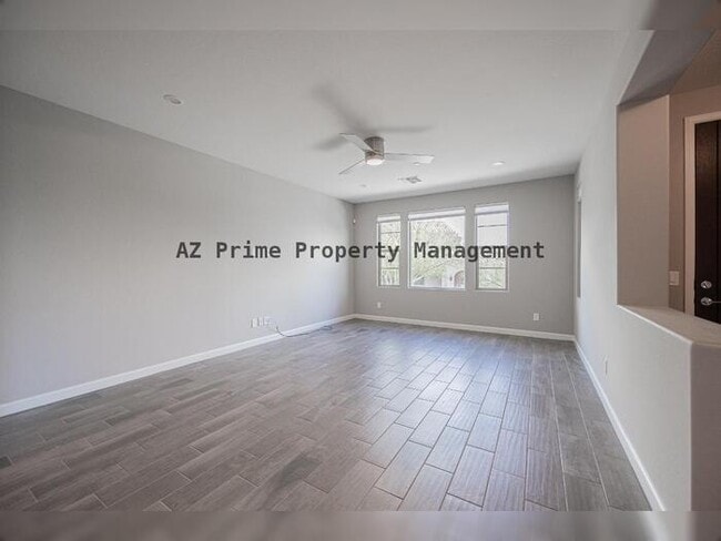 Building Photo - 10046 E Bell Rd