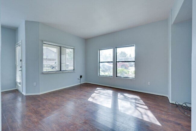 Building Photo - NW!! Gated!!! Clubhouse!!!Community Pool!!! 1st Floor Condo!!! Wood like floors!! No Carpet!!