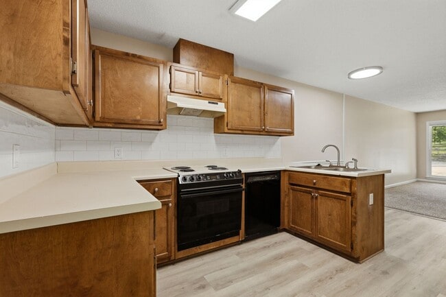 Building Photo - North Phenix City Duplex