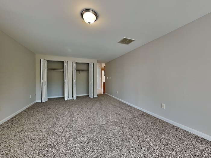 Building Photo - 4108 Springsleigh Rd
