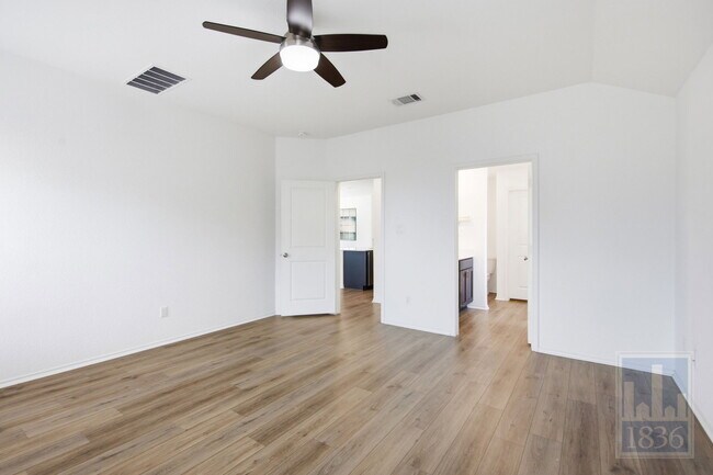 Building Photo - 5913 Toscana Trace