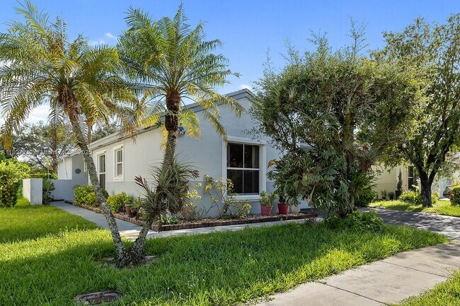 Building Photo - 20770 NW 1st St