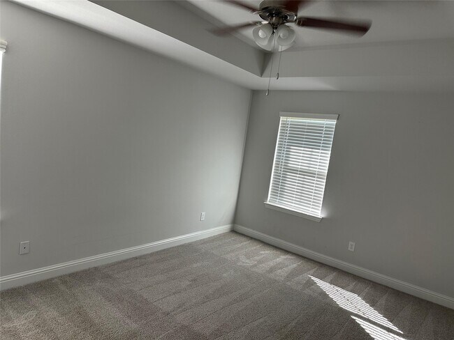 Building Photo - 4201 Chadwick Rd