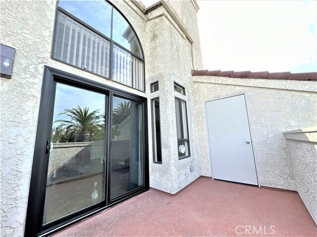 Building Photo - 5032 Dorado Dr