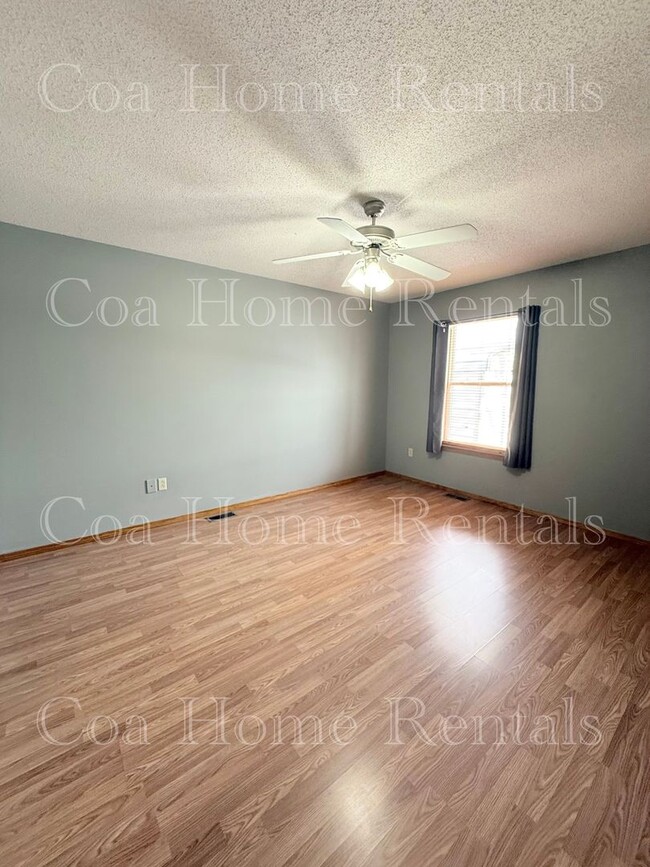 Building Photo - Midtown