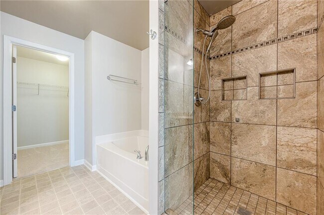 Building Photo - 4404 Village Field Place