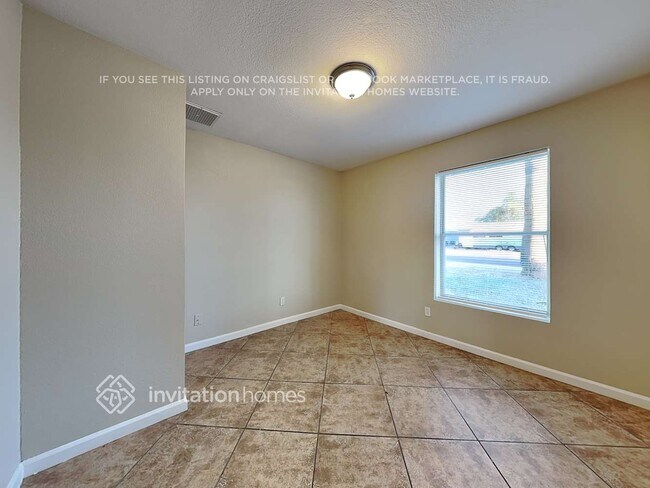 Building Photo - 6439 E Albany St