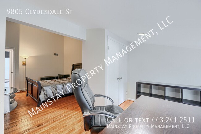 Building Photo - 9805 Clydesdale St