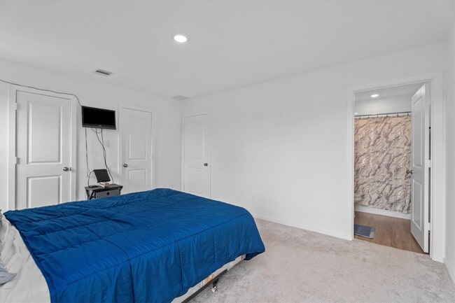 Building Photo - 732 Autumn Cherry Trl