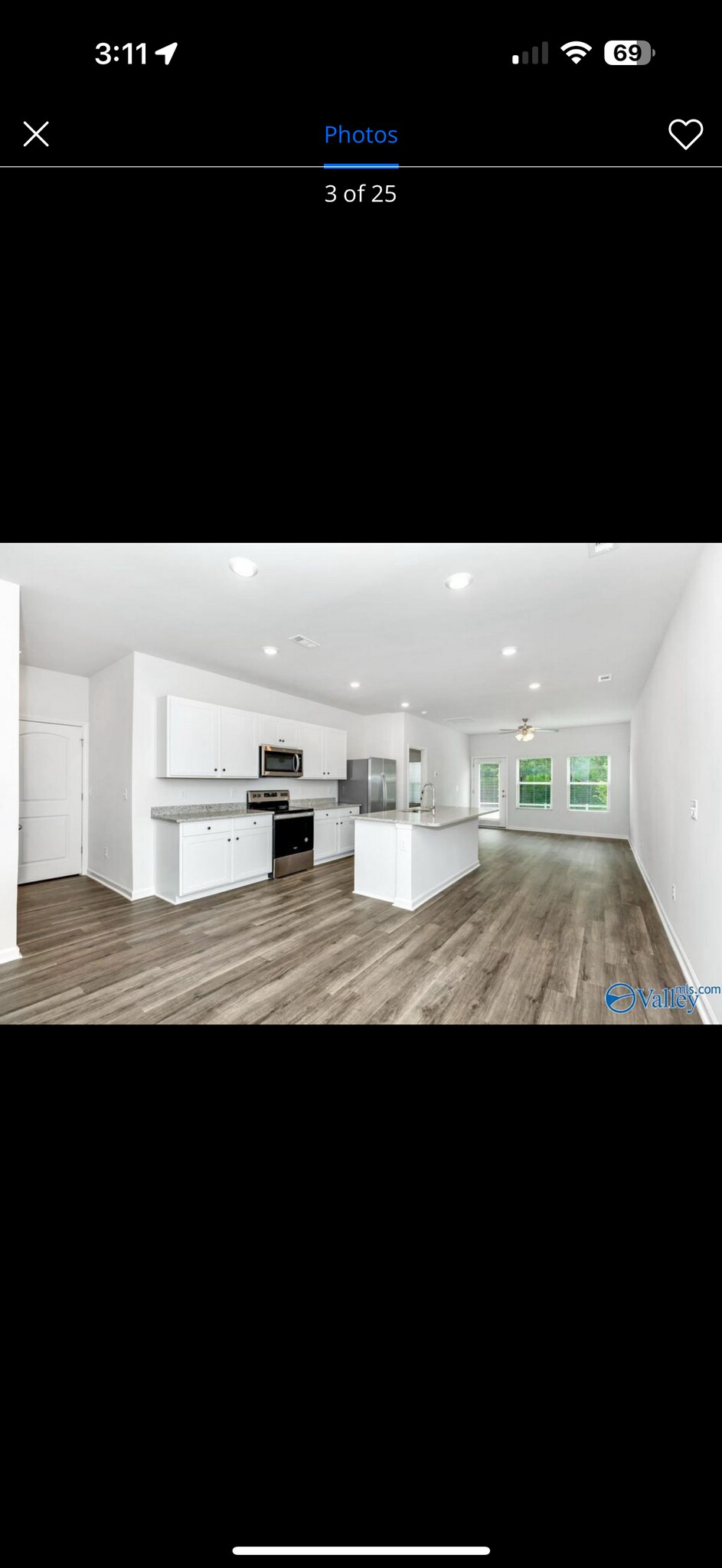 Building Photo - 217 Bay Pine Dr