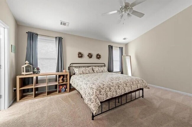Building Photo - 8805 Penbrooke Ct