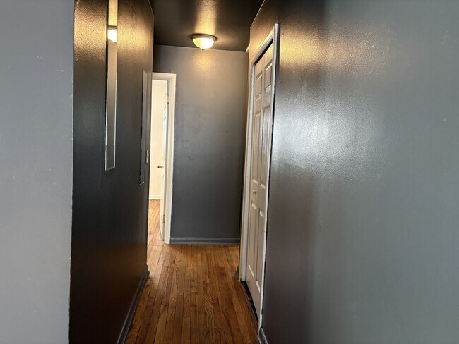 Building Photo - 5618 Marja St