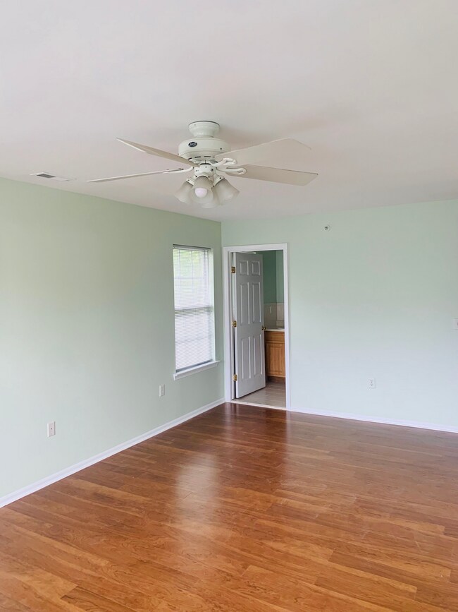 Building Photo - 178 Lackland Ave