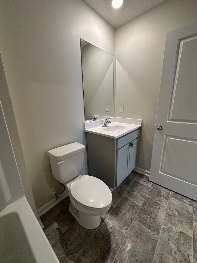 Building Photo - Modern Comfort Meets Country Serenity in Sevierville