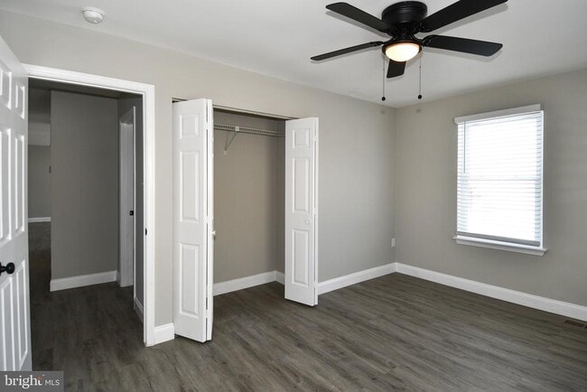 Building Photo - 2101 Norlinda Ave