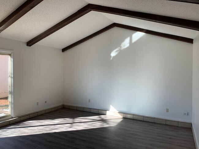 Building Photo - HOME ON QUIET STREET NEAR HOSPITAL