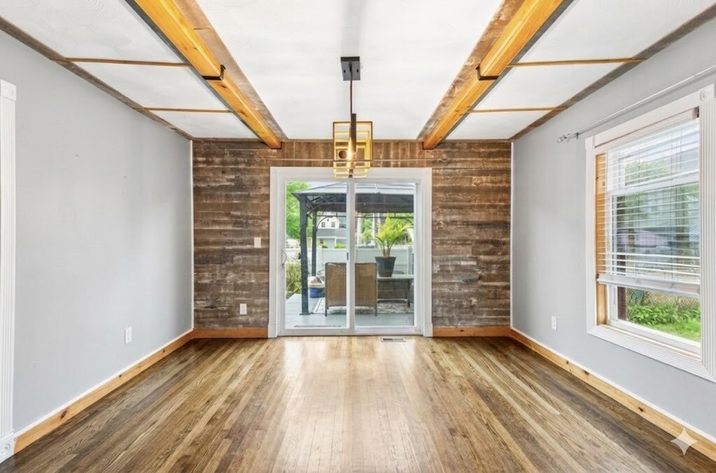 Building Photo - 26 Whipple Ave