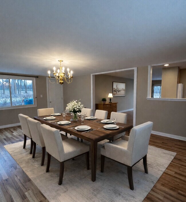 Building Photo - 5508 S Stough St