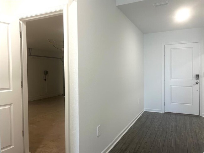 Building Photo - 1127 NW 47th Ct