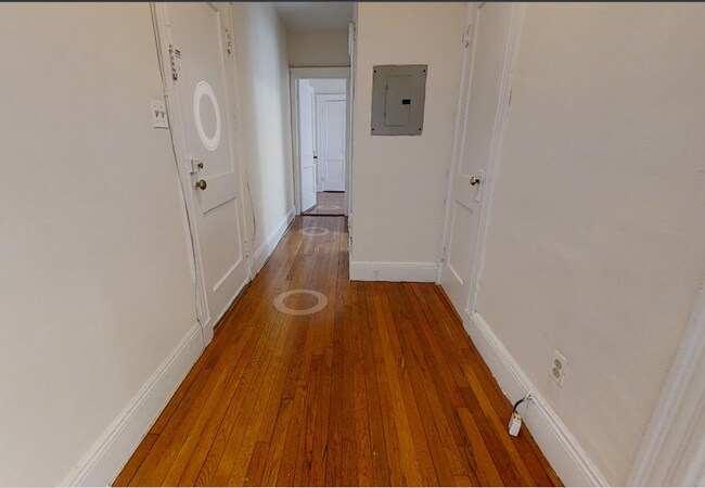 Building Photo - 126 Washington St