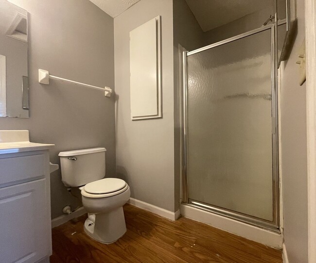 Building Photo - 5424 Cedar Springs
