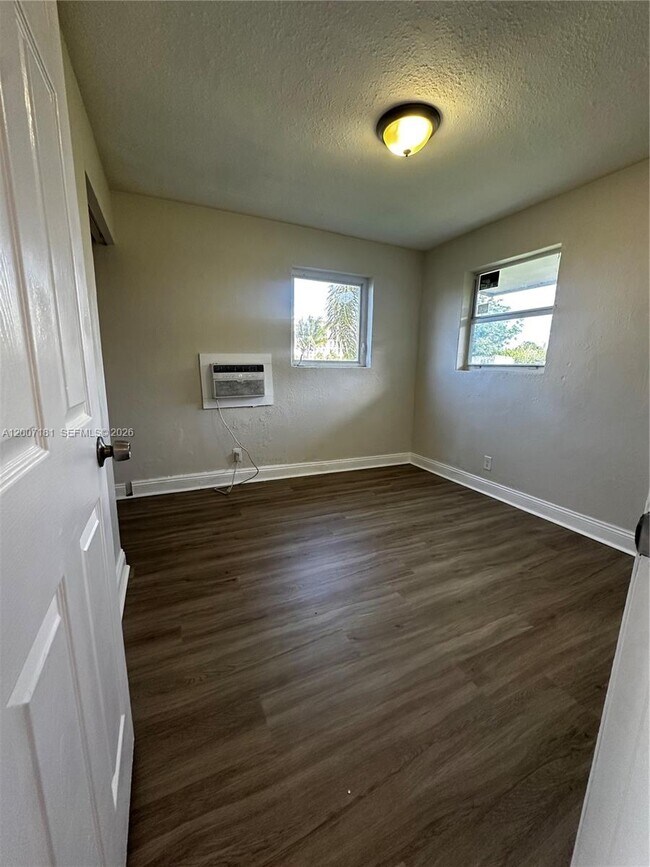 Building Photo - 11840 SW 212th St