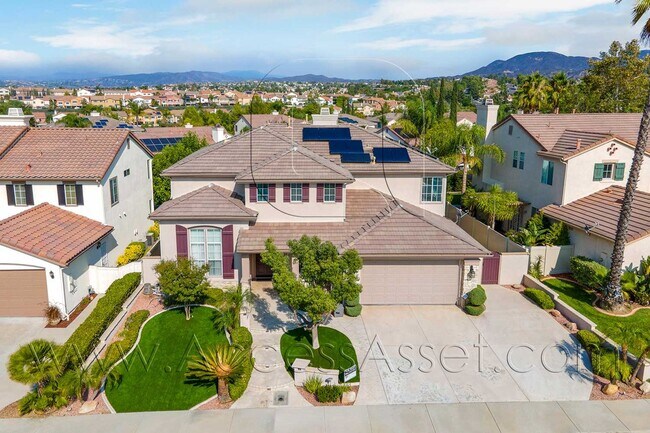 Building Photo - Huge 5 Bed/ 3.5 Bath Home In Desirable Gated Rancho Madera community In Temecula!