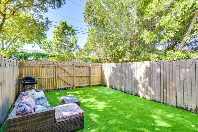 Building Photo - 2311 NW 136th St