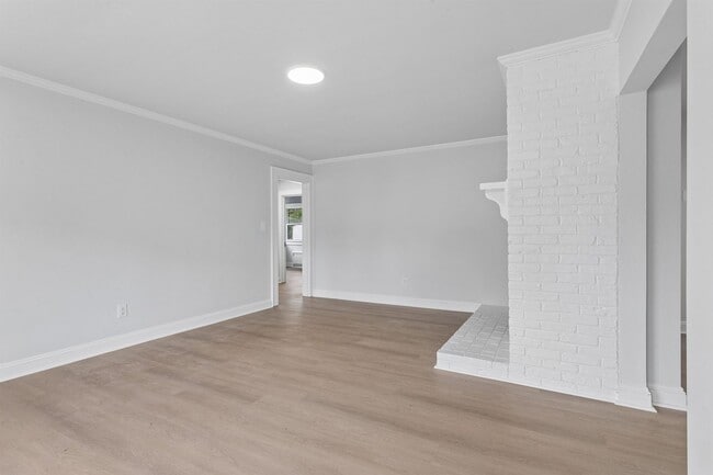 Building Photo - Single-Level 3 Bedroom Rental Near Downtown Hampton