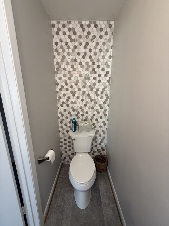 Building Photo - 4527 Terrace View Rd