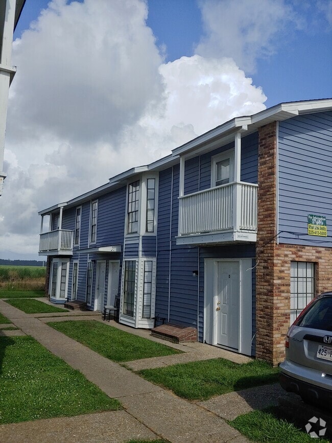 Building Photo - 118 Oak Ridge Ave
