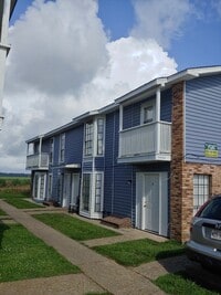 Building Photo - 118 Oak Ridge Ave