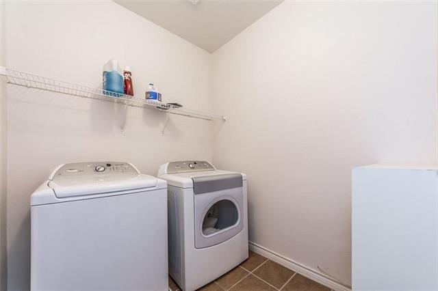 Building Photo - 2824 Cameron Bay Dr