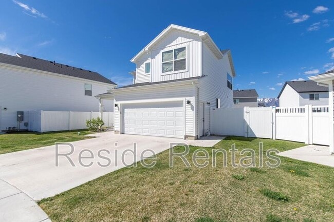 Building Photo - 2007 Redtail Cir