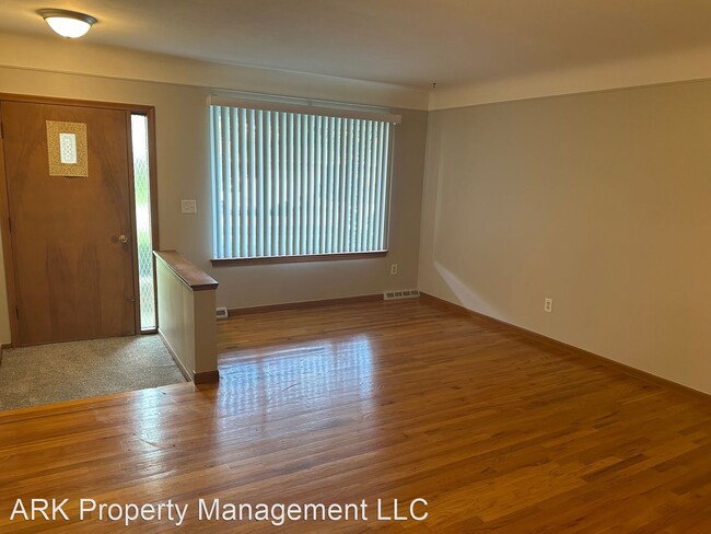 Building Photo - 3 br, 1.5 bath House - 29219 Ohmer
